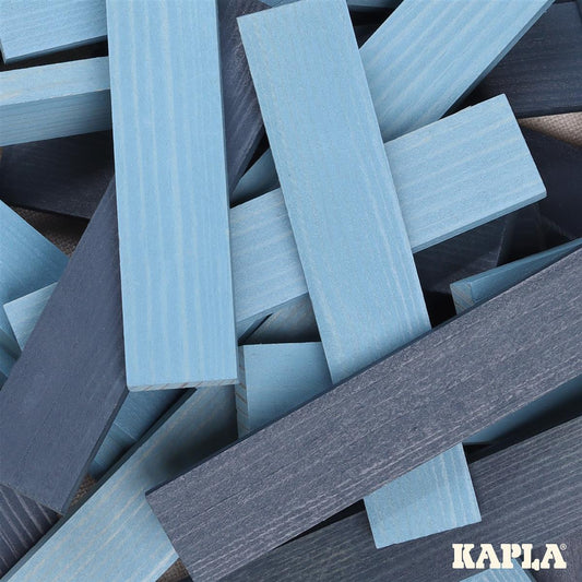 KAPLA® Holzbausteine Hell- und Dunkelblau im Holzkasten 40 Steine mit Kunstband No. 21