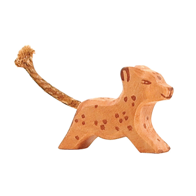 Ostheimer Leopard klein laufend