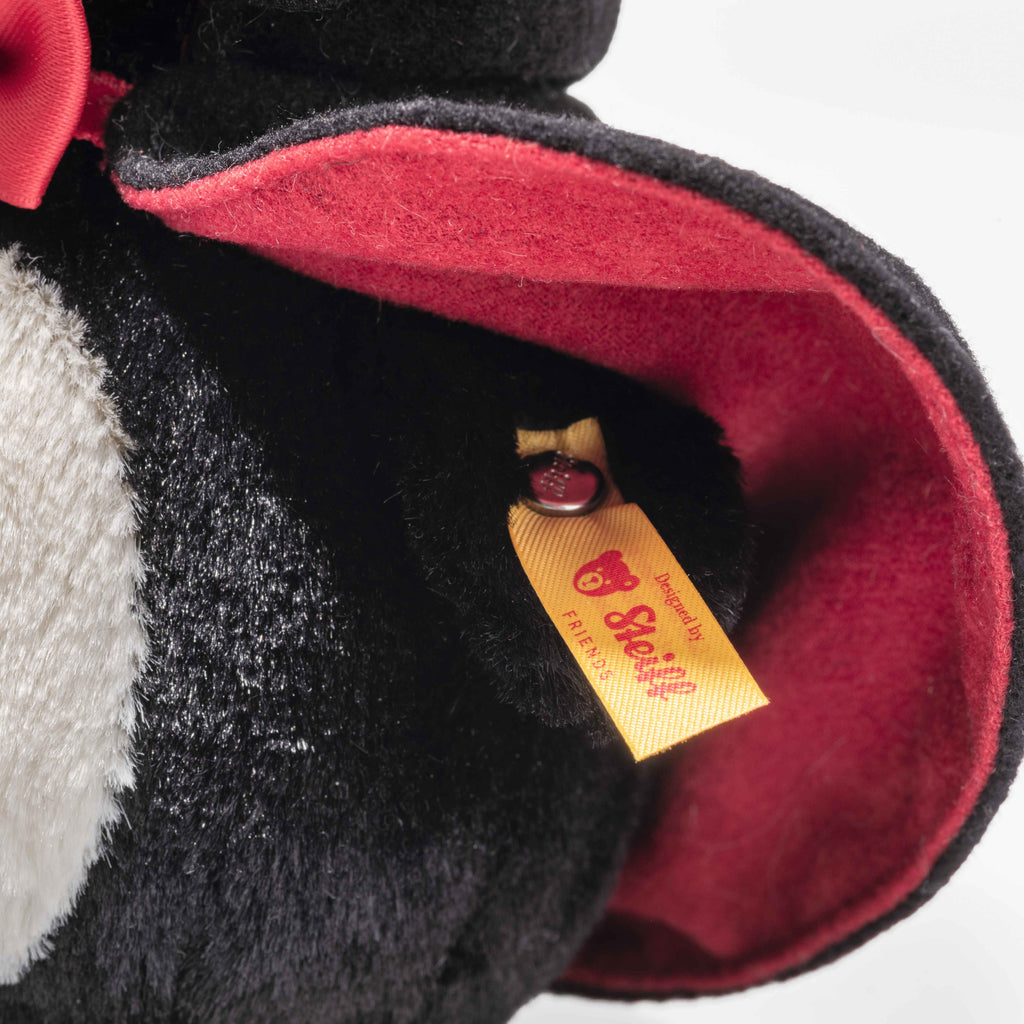 Steiff Pinguin Nibble der Vampir mit Umhang und Fliege 15 cm Halloween Collection
